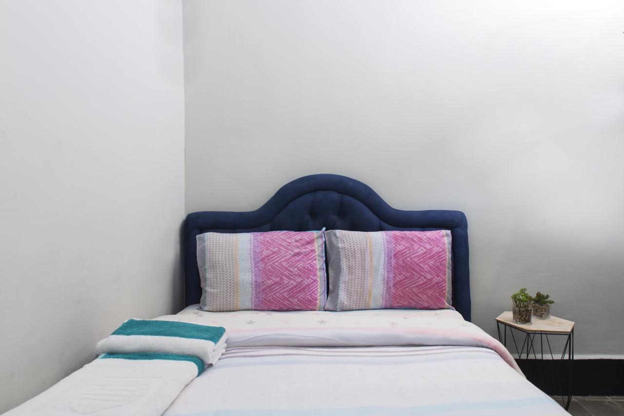 תל אביב Sapir Hostel (Adults Only) מראה חיצוני תמונה