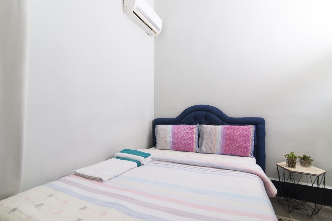 תל אביב Sapir Hostel (Adults Only) מראה חיצוני תמונה