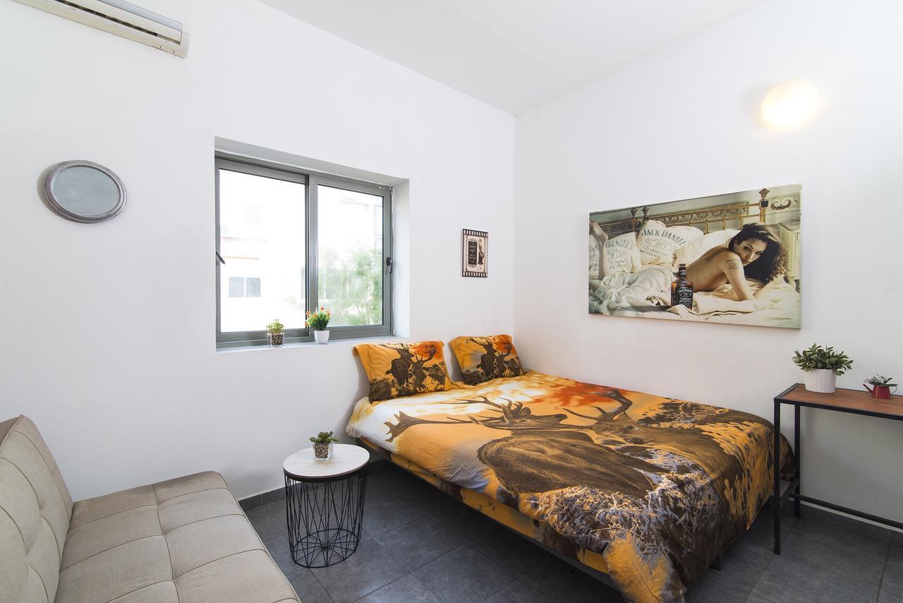תל אביב Sapir Hostel (Adults Only) מראה חיצוני תמונה