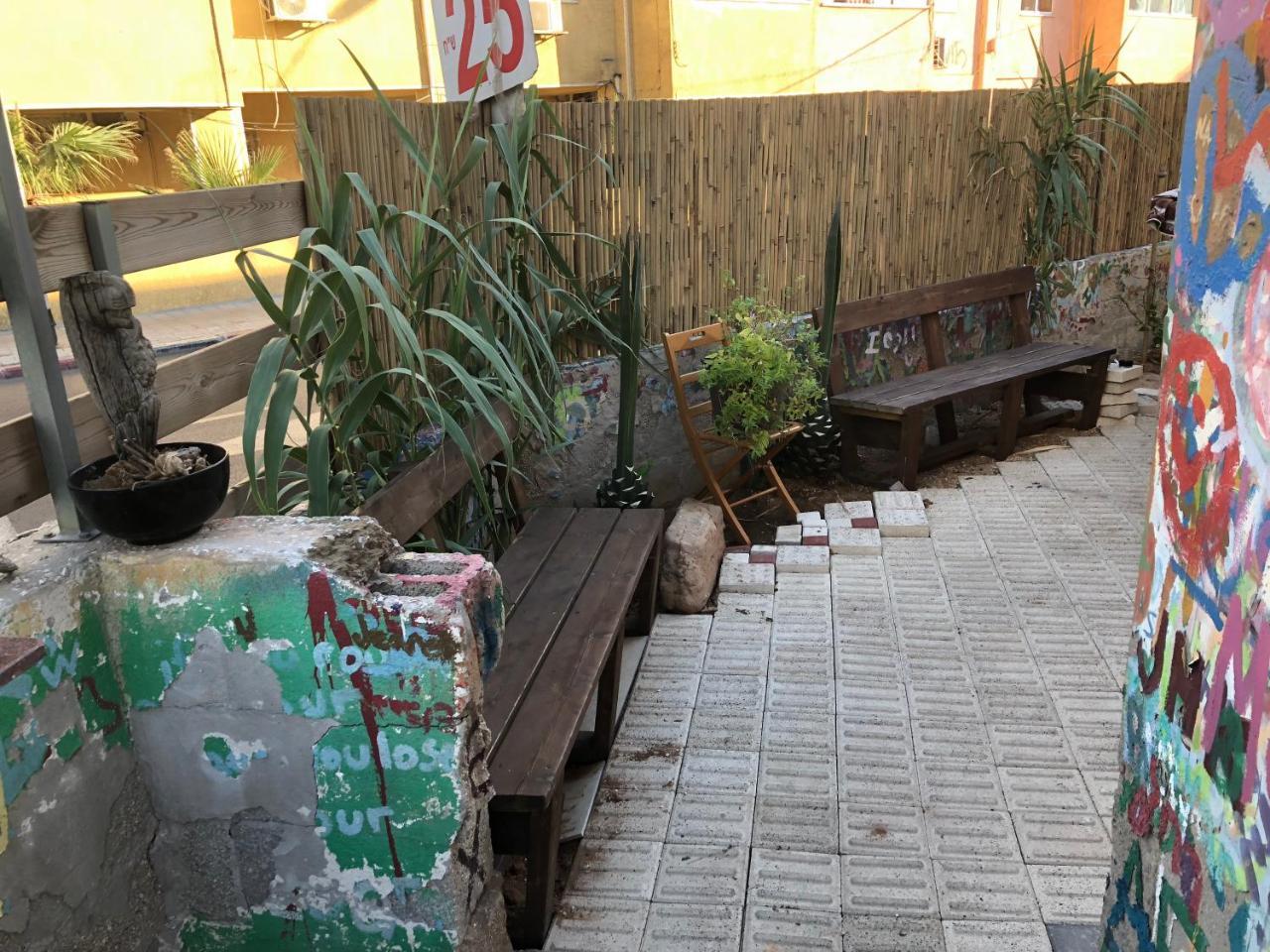 תל אביב Sapir Hostel (Adults Only) מראה חיצוני תמונה