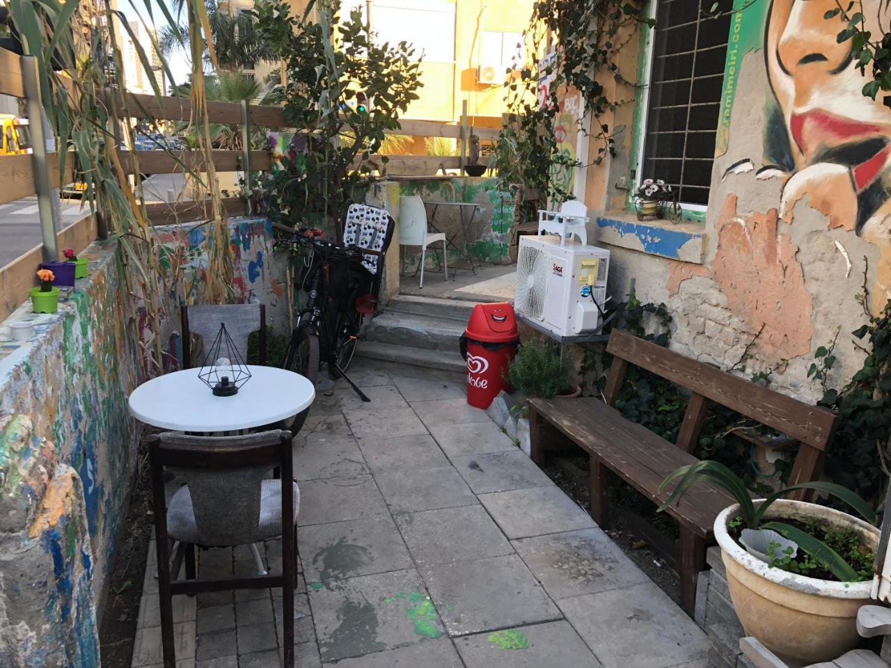 תל אביב Sapir Hostel (Adults Only) מראה חיצוני תמונה