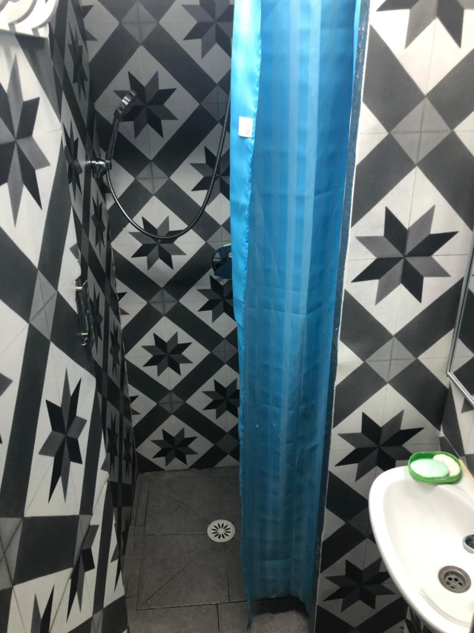 תל אביב Sapir Hostel (Adults Only) מראה חיצוני תמונה