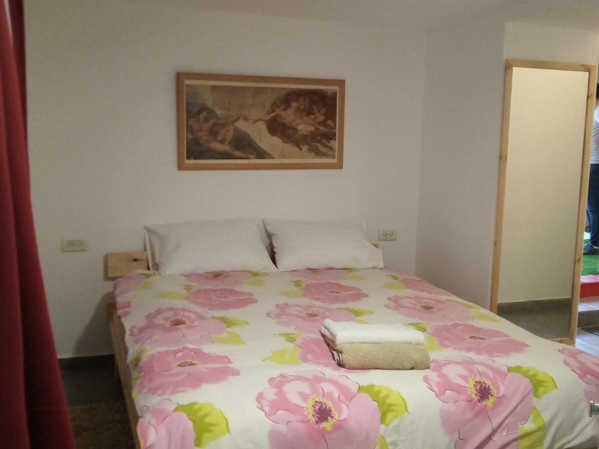 תל אביב Sapir Hostel (Adults Only) מראה חיצוני תמונה