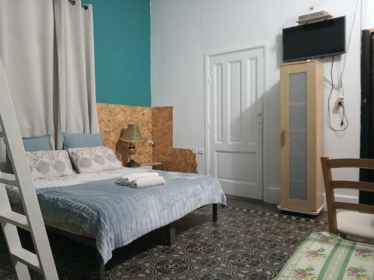 תל אביב Sapir Hostel (Adults Only) מראה חיצוני תמונה