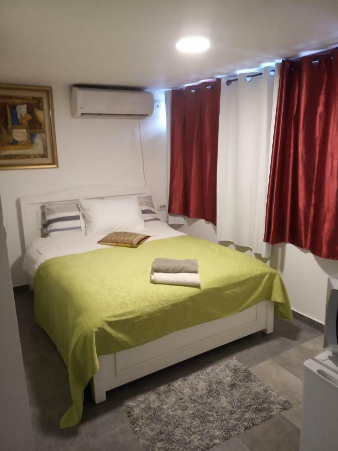 תל אביב Sapir Hostel (Adults Only) מראה חיצוני תמונה
