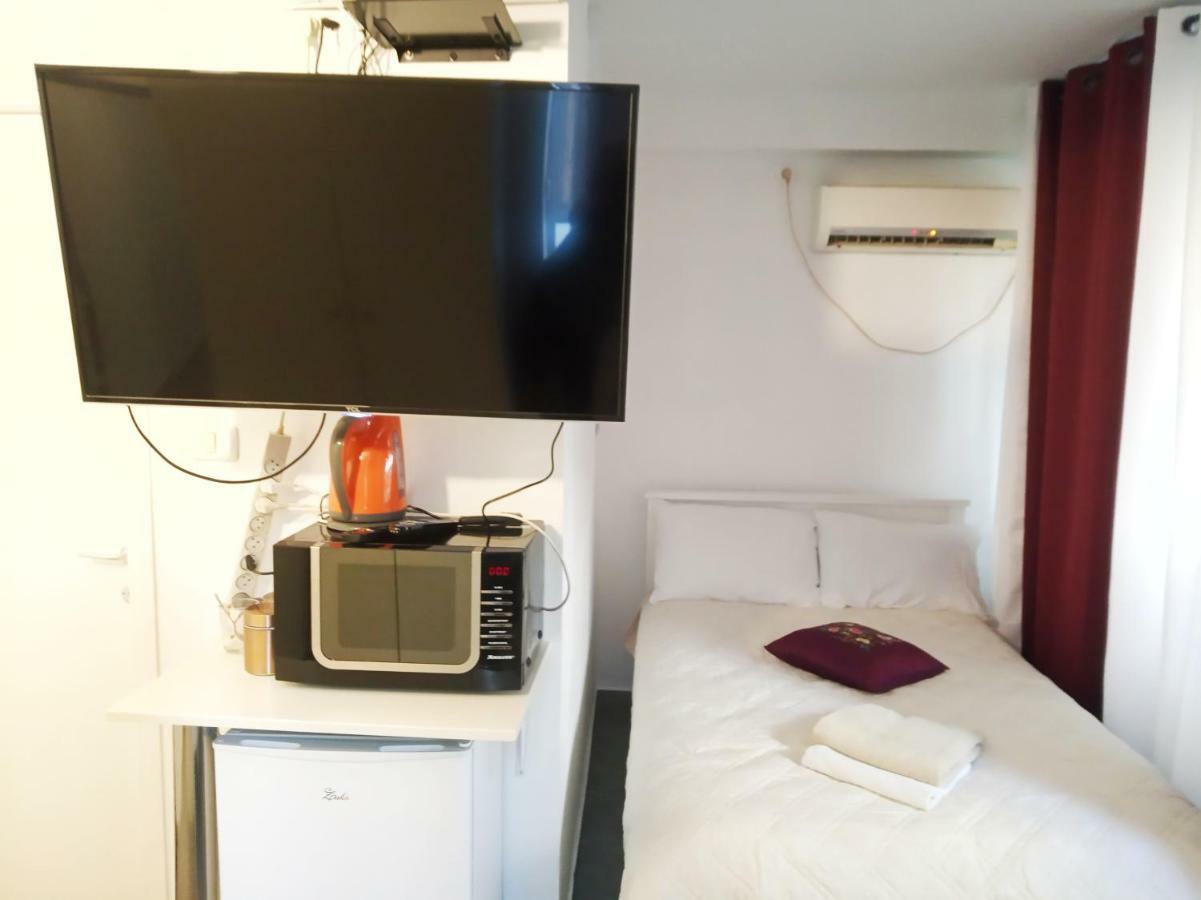 תל אביב Sapir Hostel (Adults Only) מראה חיצוני תמונה